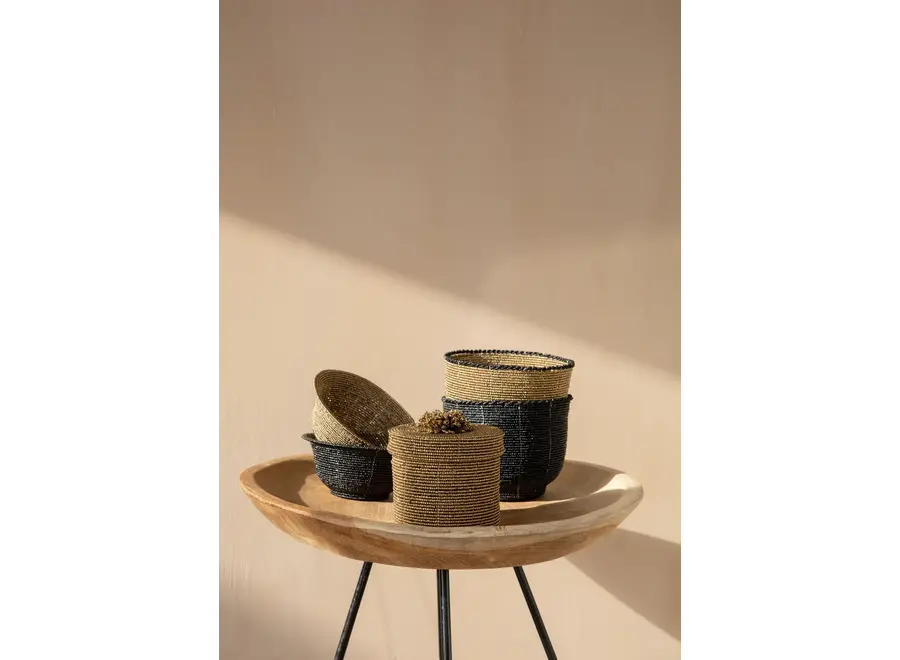 El Cuenco de Caramelos Beaded - Negro - M