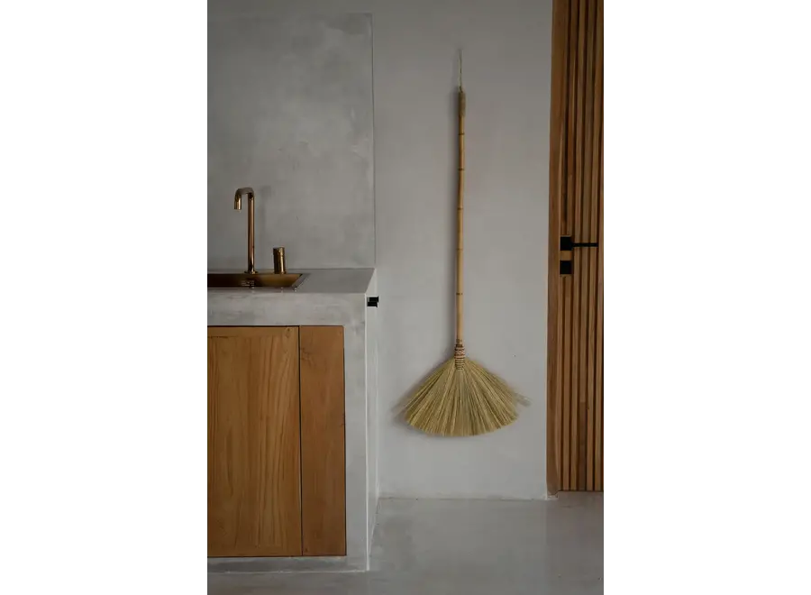 The Big Broom - Natural