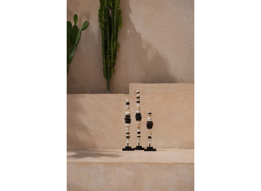 De Money Shell op Stand - L