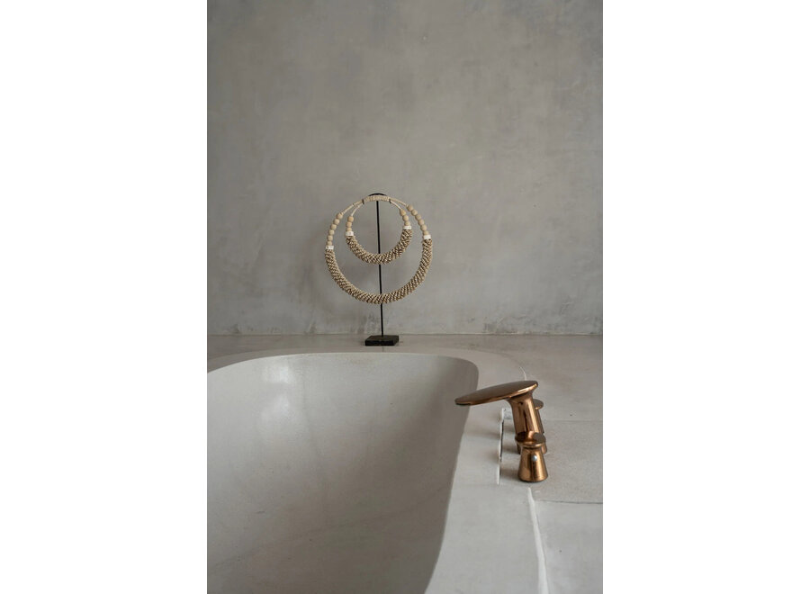 Collar Doble Conchas Sobre Soporte - Natural