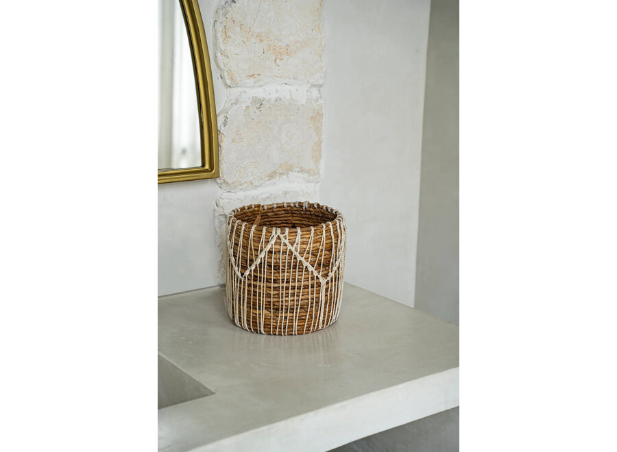 The Macra-mazing Basket - Natural White - M