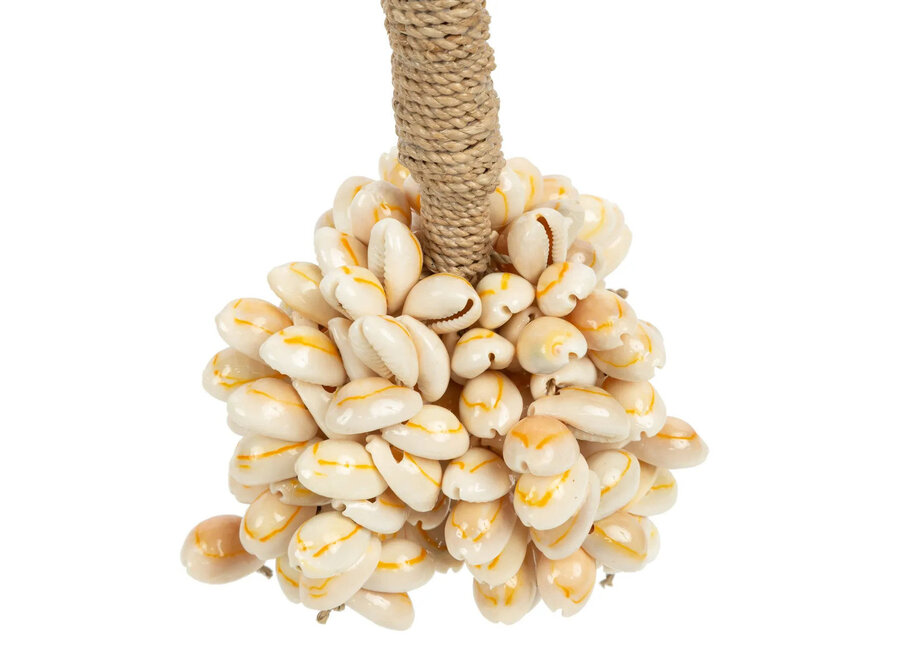 The Vanilla Shell Tassel