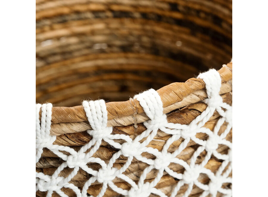 La Cesta de Macramé con Costura Cruzada - S