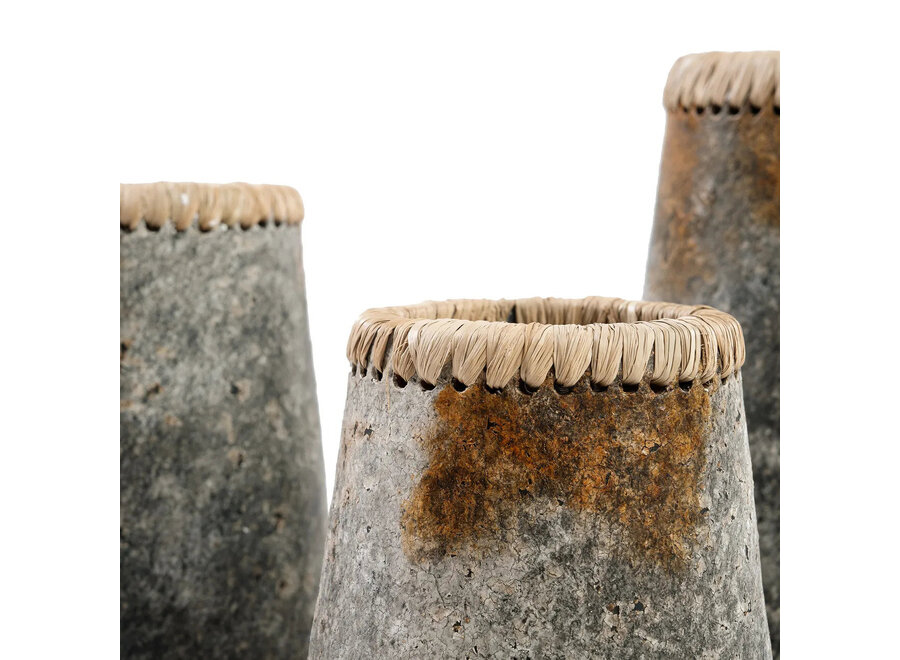 The Sneaky Vase - Antique Grey - L