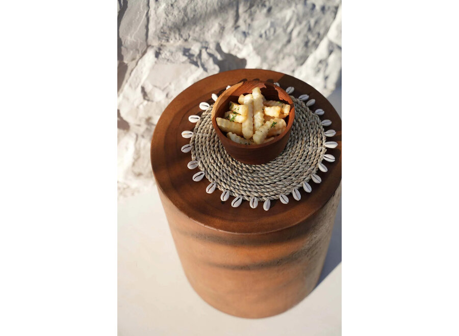 Il Sottobicchiere a Conchiglia in Rafia