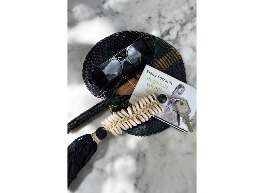 The Macrame Fishbone Keychain - Black