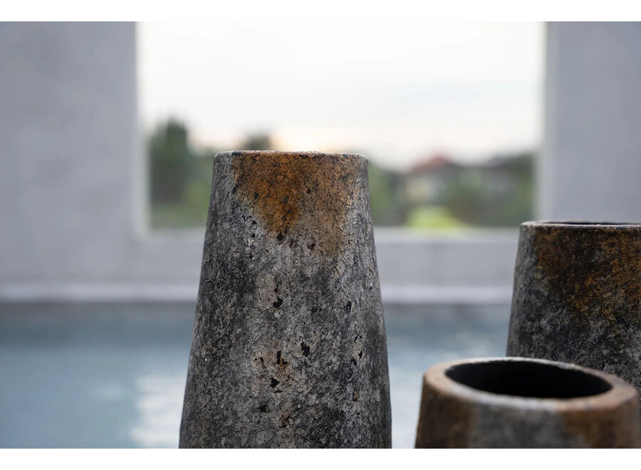 The Spooky Vase - Antique Grey - L