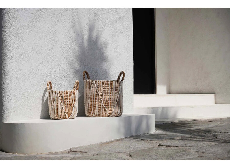 La Cesta De Macramé Con Costura Recta - L