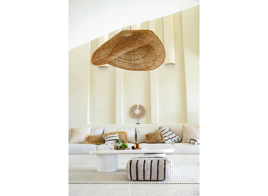 The Papua Shell Disc on Stand - White - M