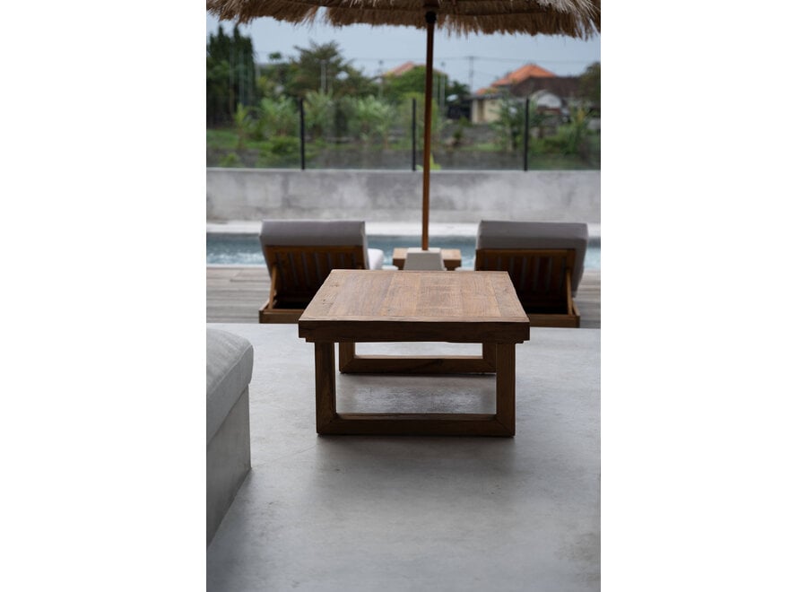 Der Couchtisch Aus Recyceltem Teakholz - Natur