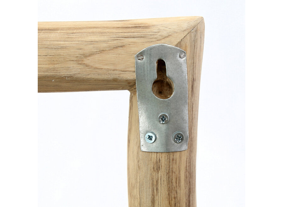 The Island Cloth Hanger - Natural