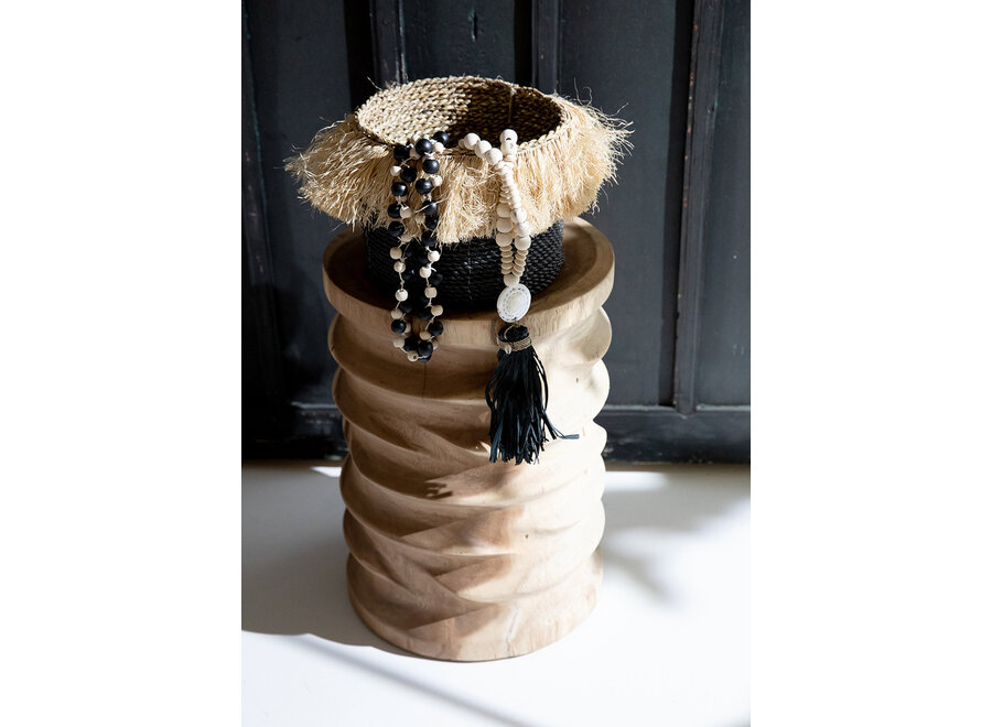 The Lovina Necklace - Natural Black