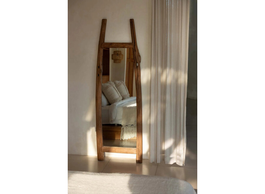 The Fabulook Dressing Room Mirror - Natural