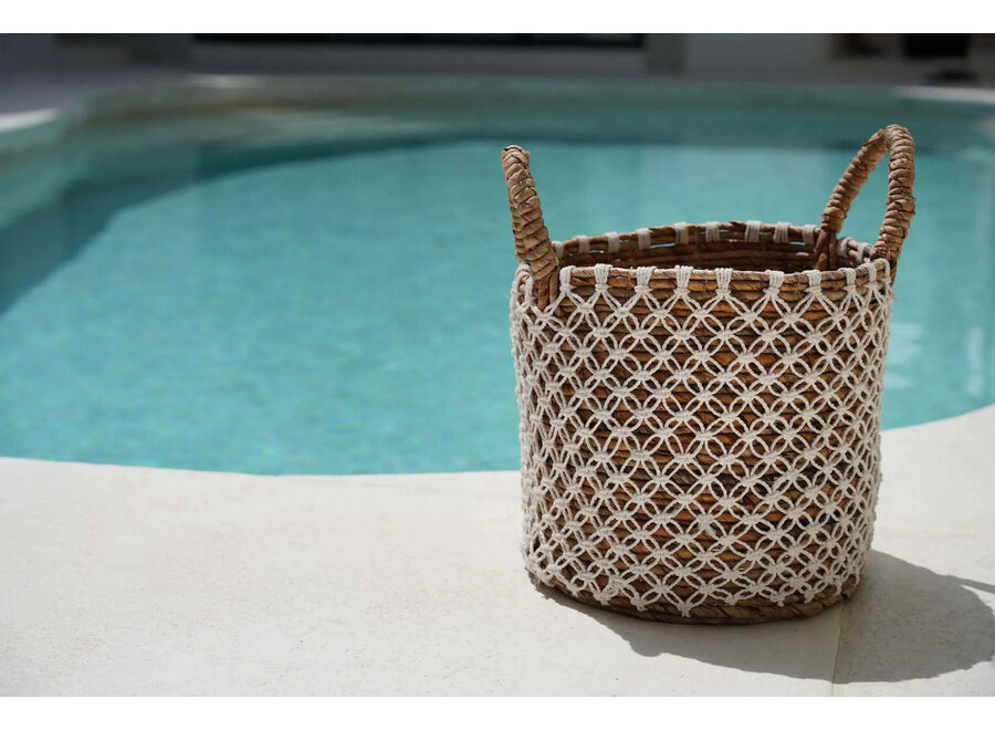 La Cesta de Macramé con Costura Cruzada - S