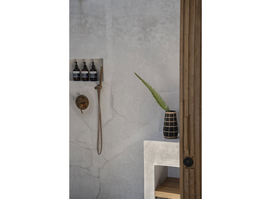 Le Vase Cutie - Noir Naturel - M