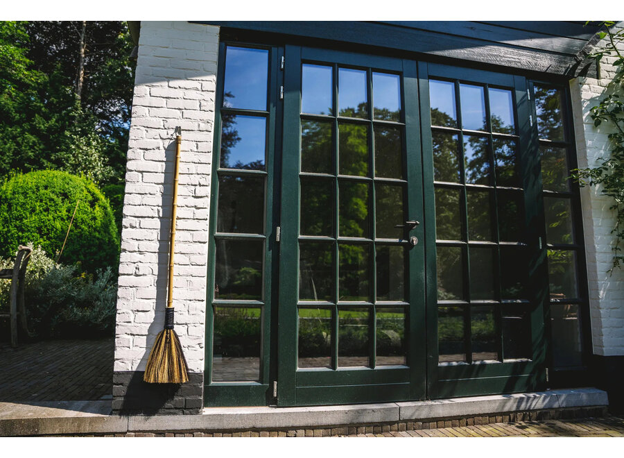 The Big Broom - Natural Black