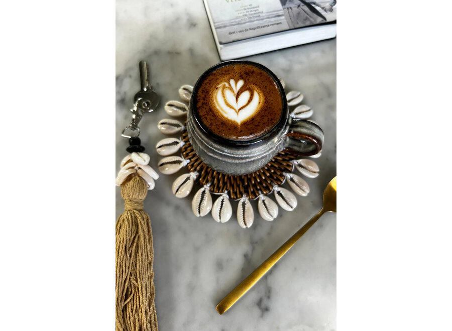 The Colonial Shell Coaster - Natural Brown