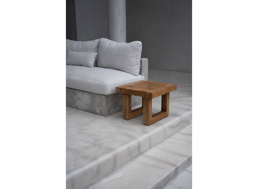 Il Tavolino In Teak Recuperato - Naturale