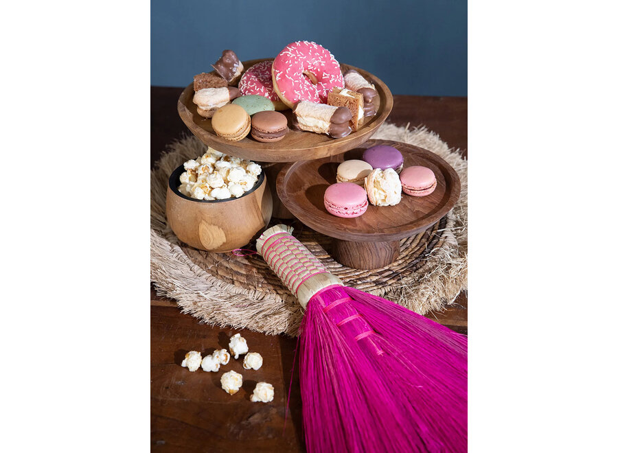 The Teak Root Cake Dish - S