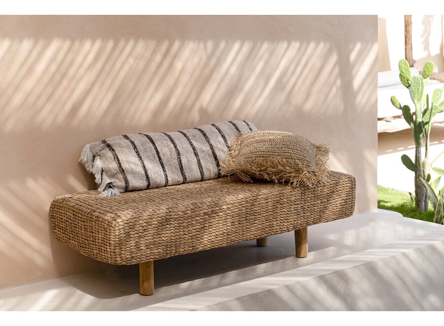 Le Banc Water Hyacinth