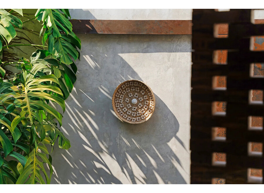 The Caribe Shell Plate - Natural White - M