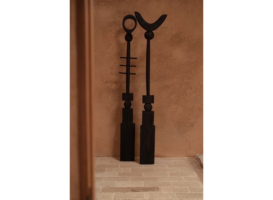 The Totema Pillar - Black