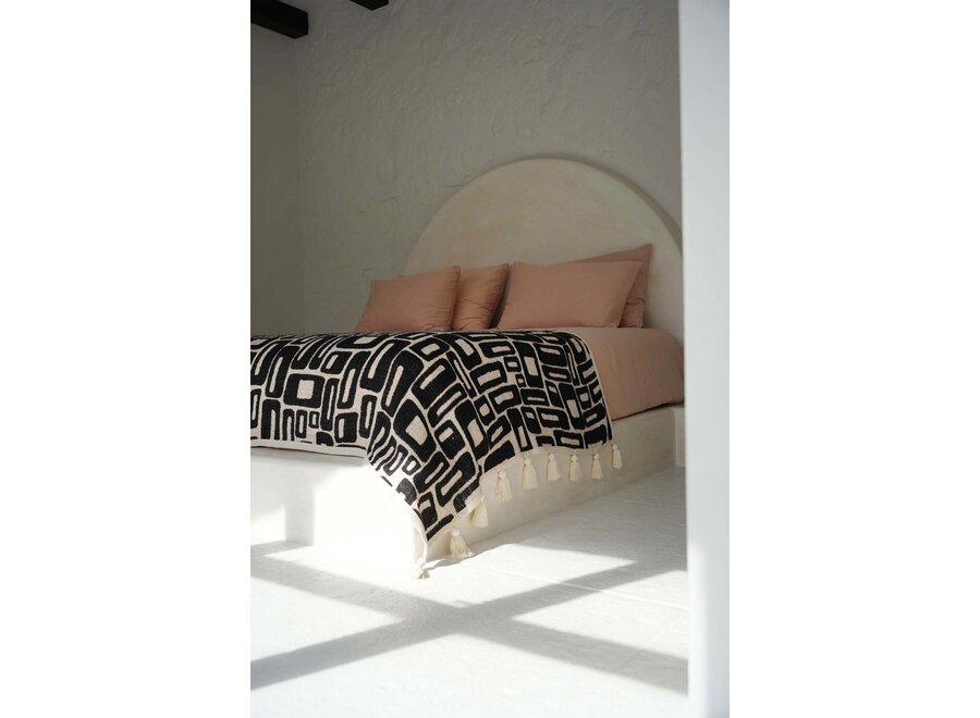 The Aztec Bed Throw - Natural Black