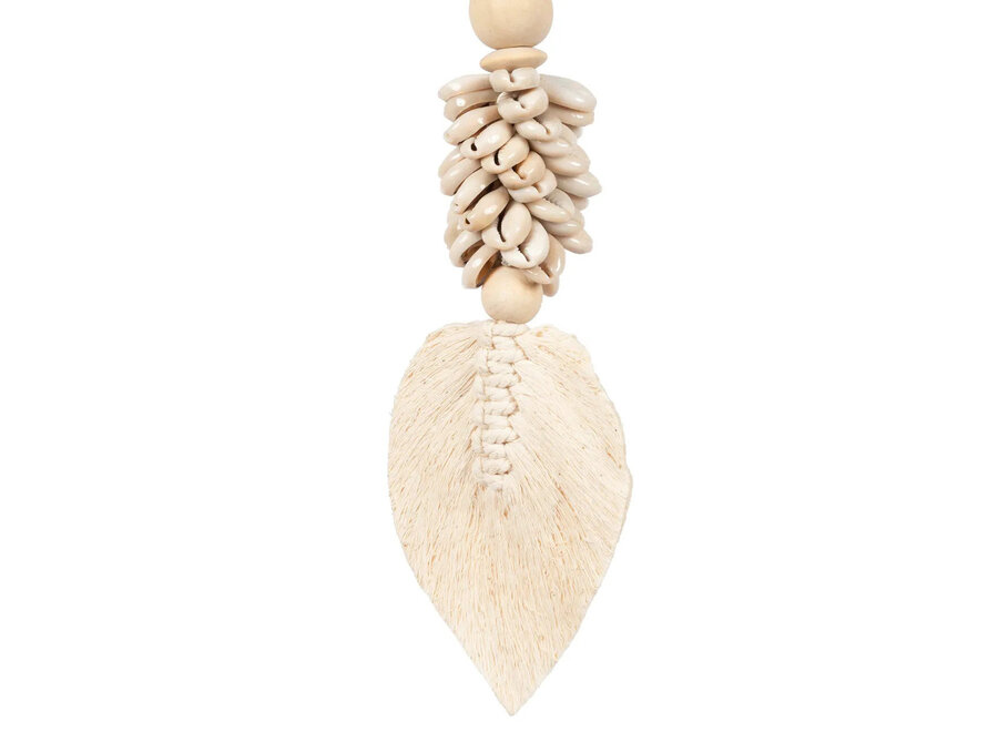 The Leaf & Shell Tassel - Natural