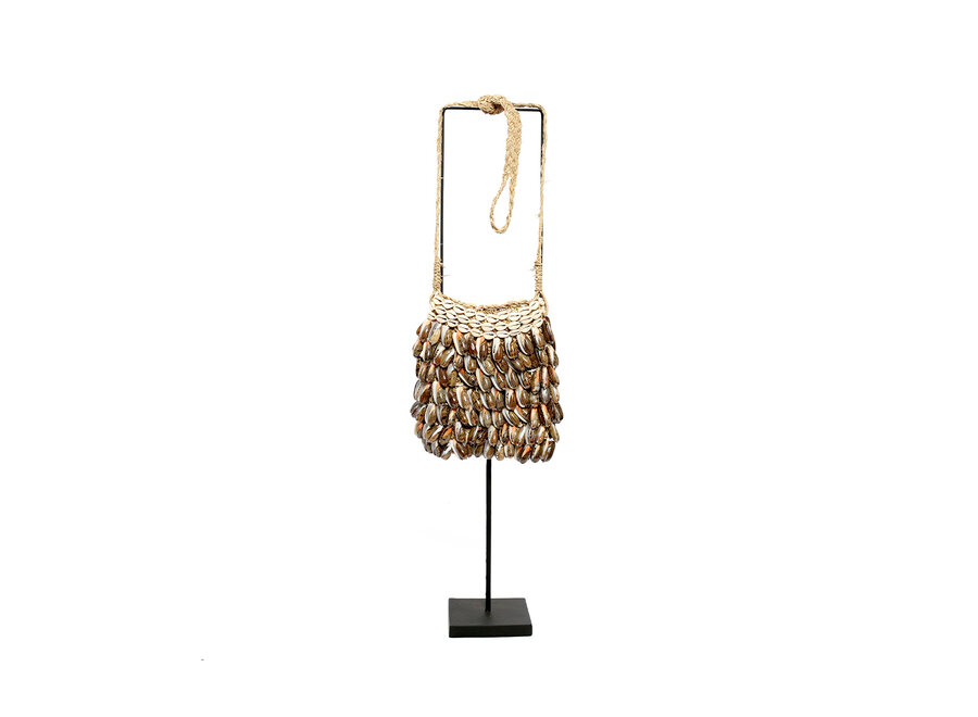 The Shell Purse on Stand