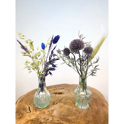 Set med torkade blommor