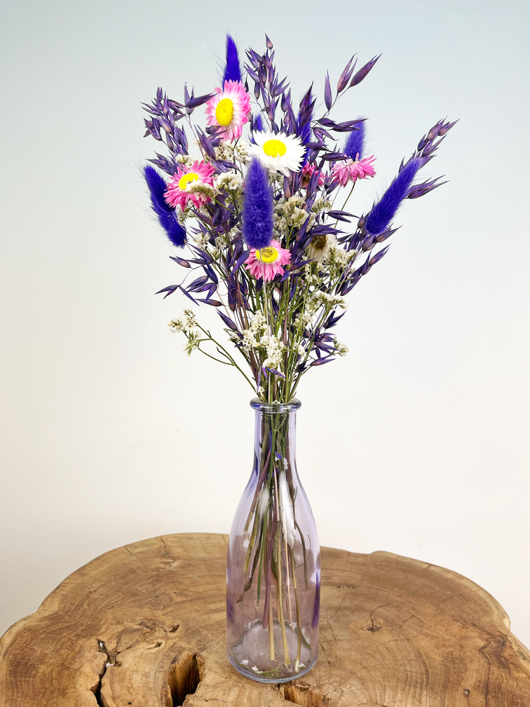 Botella con flores secas (azul)