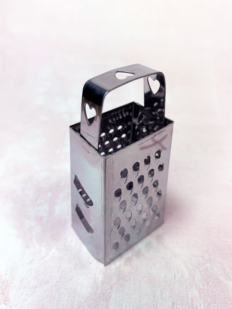 Mini grattugia speciale per cubetti d'ambra (argento)
