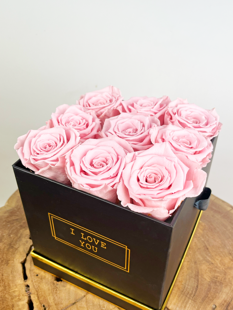 Caja de lujo para rosas de larga duración - 9 rosas 'rosa
