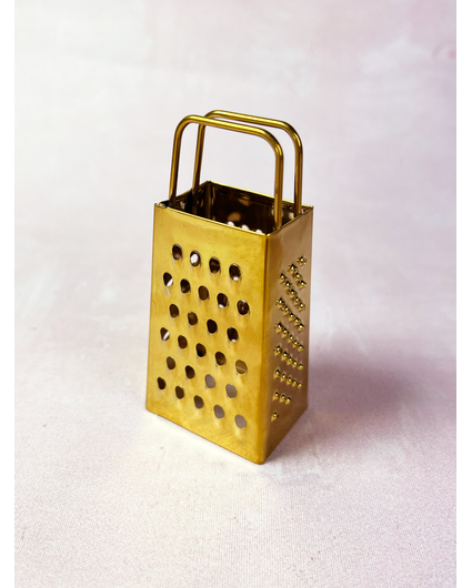 Mini râpe spéciale pour cube d'ambre (or)