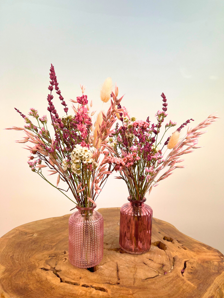 Mini bouquet "Dani's Wish" in vasi colorati