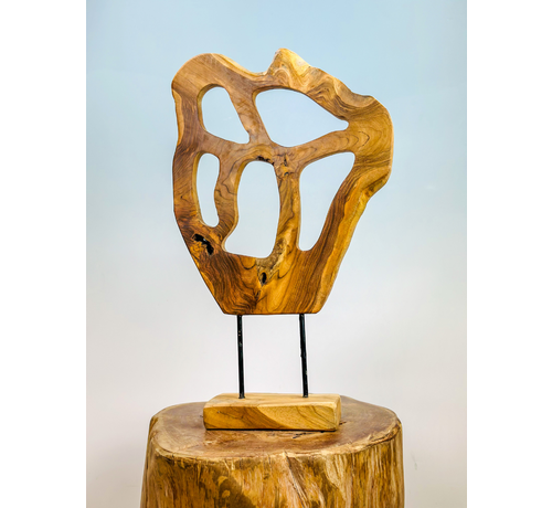 Teak statue on stand | 34x10x58cm |