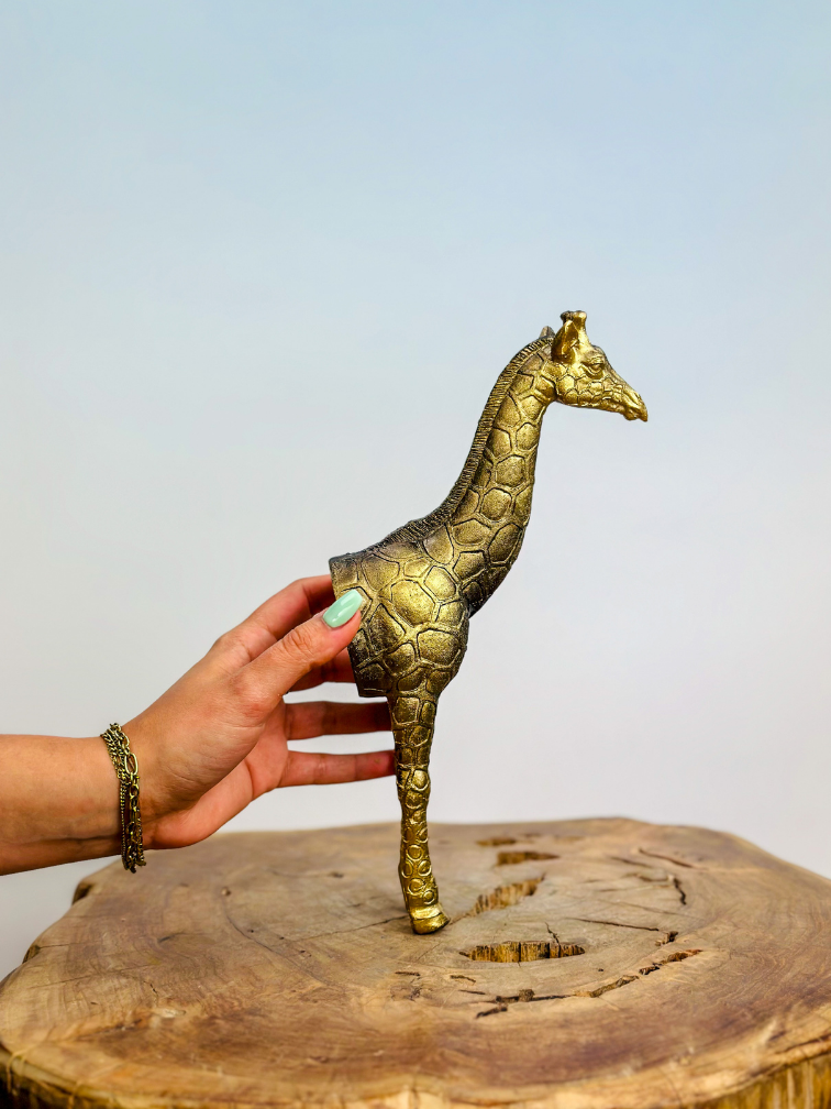 Escultura de pared Jirafa - oro - (poliresina) | 5x15x25 cm |.