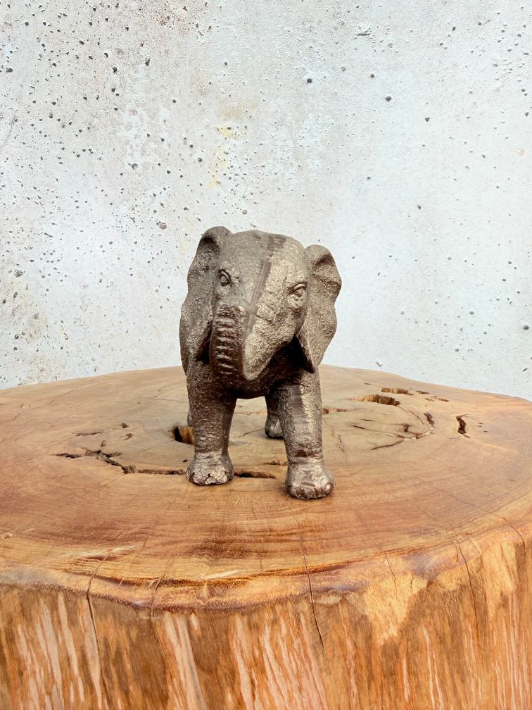 Eléphant en bronze | Petit | 18 x 7 x 12cm