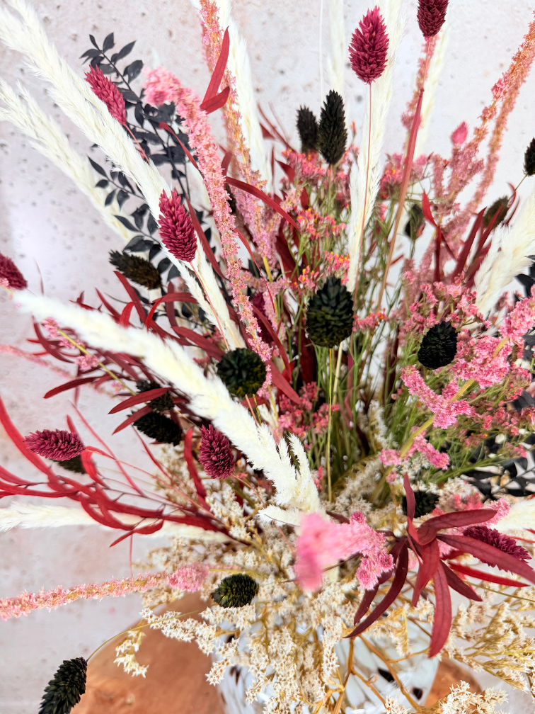 Dry flower bouquet "Majestic Nightfall" - 70 cm