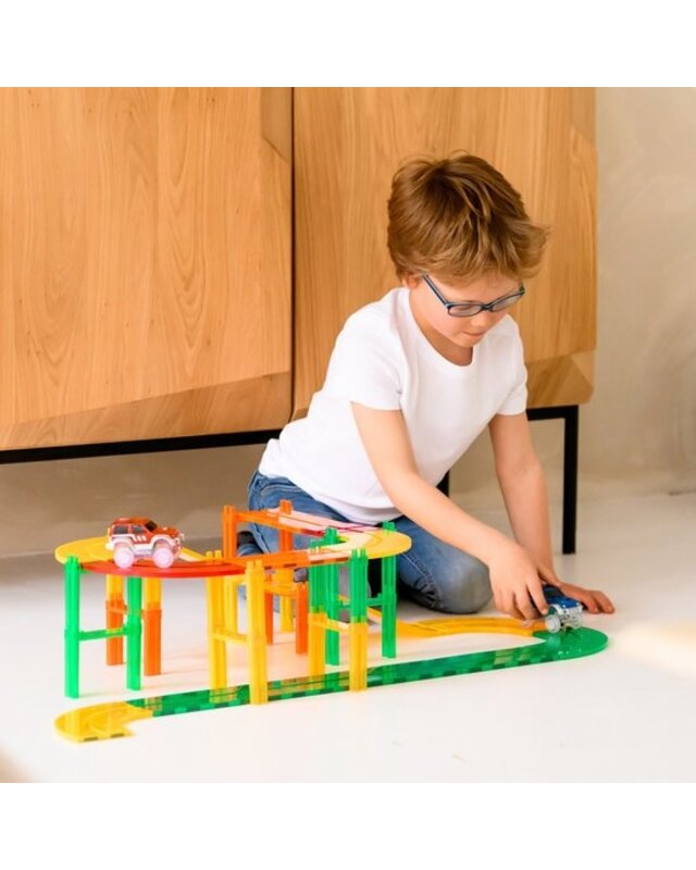 Coblo Coblo Classic Magnetische Autobaan Set 70-delig Coblo Coblo Classic Magnetische Autobaan Set 70-delig