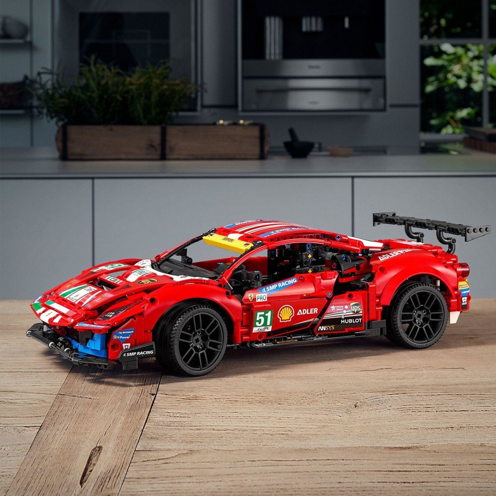 LEGO LEGO - Technic - Ferrari 488 GTE AF Corse #51