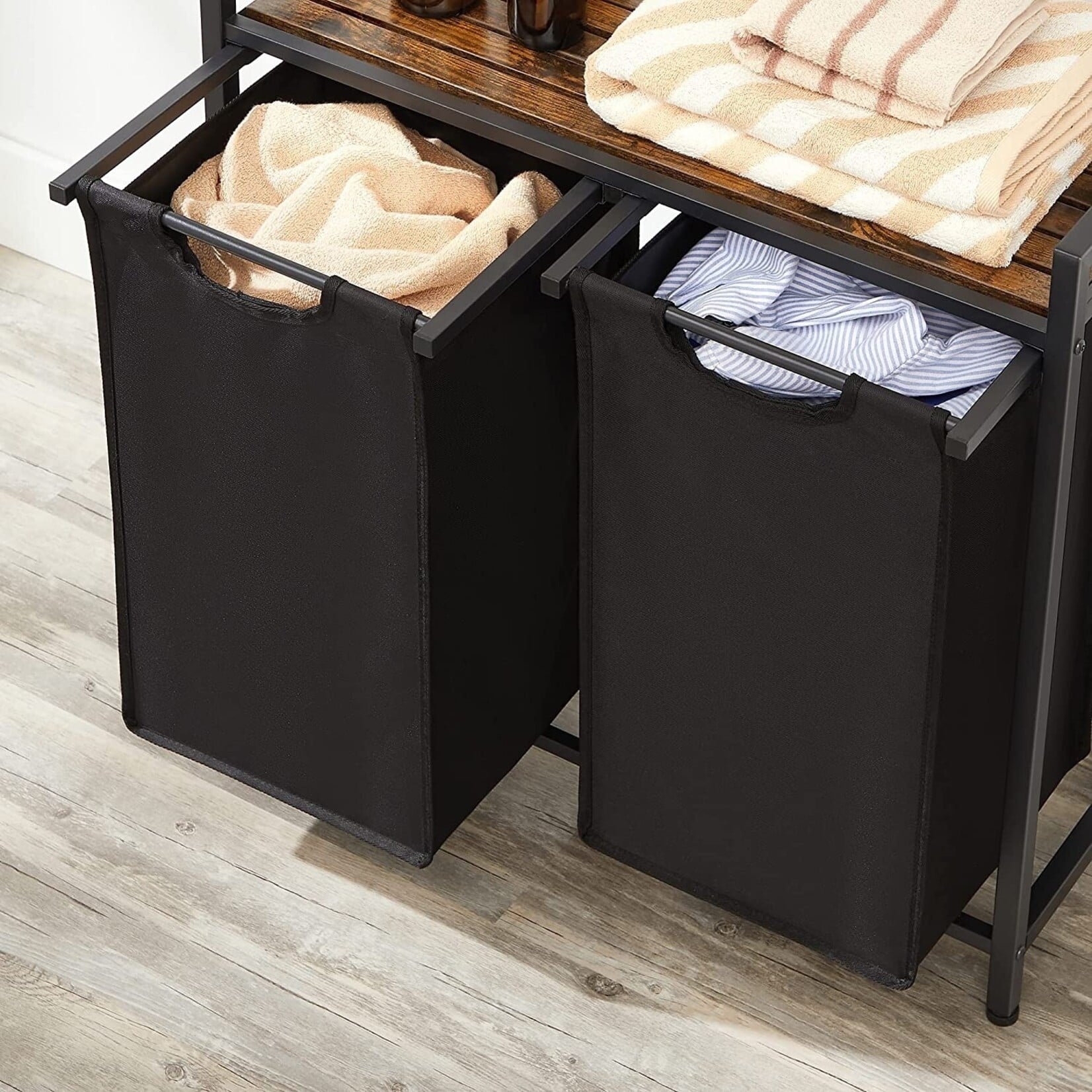 Parya Home Wasmand met 2 Vakken en Plank – 92 Liter – Industrieel Rustiek Bruin Zwart – Uittrekbare Waszakken