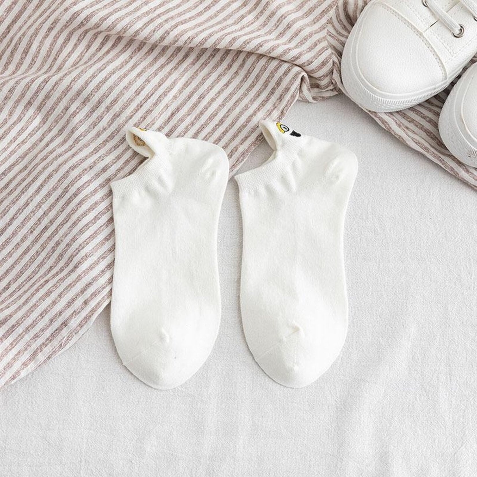 Parya Smiling Socks® 10-Pack - Fun Socks - Female/Male - Size 35-43 - Funny socks - Cotton - Gift for her - Non-slip socks - One size socks - White