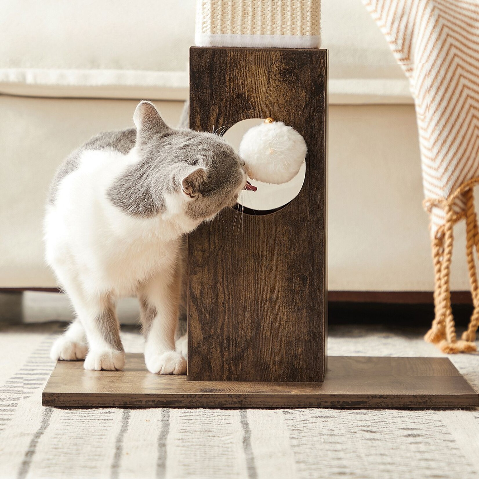 Bobbel Home Bobble Home - Cat Scratching Post, Scratching Post Made of Natural Sisal Rope, Scratching Post with Plush Toy Ball, Scratch Protection for Furniture, 73 cm High, Vintage Brown