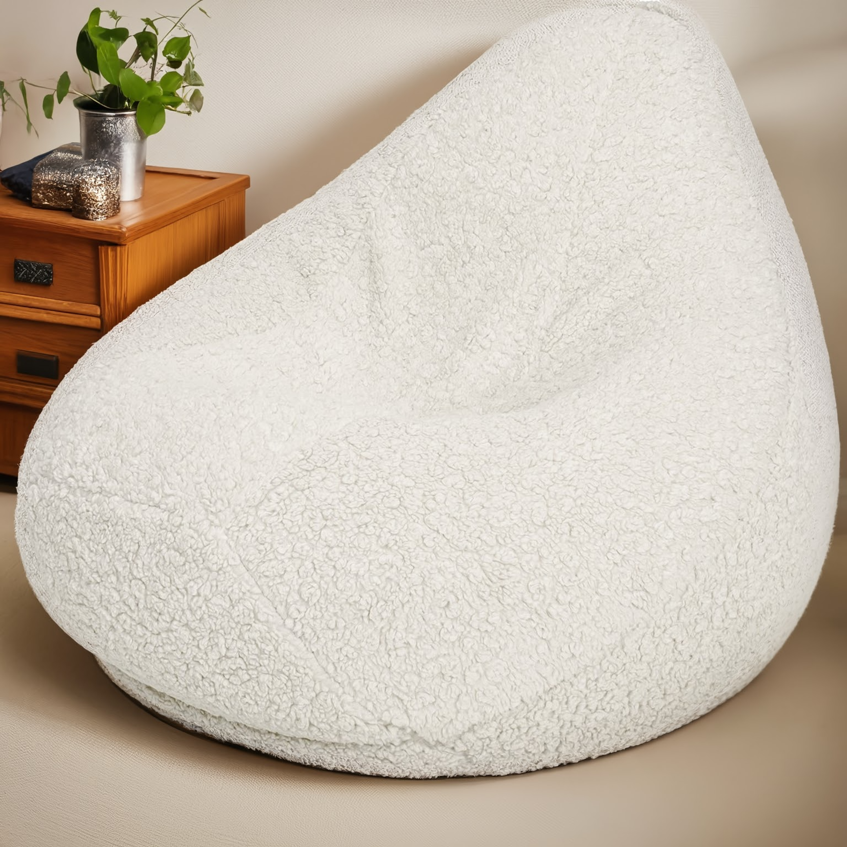 Bobbel Home Luxury Teddy Beanbag Chair from BobbelHome - Comfortable and Stylish for Living Room and Bedroom