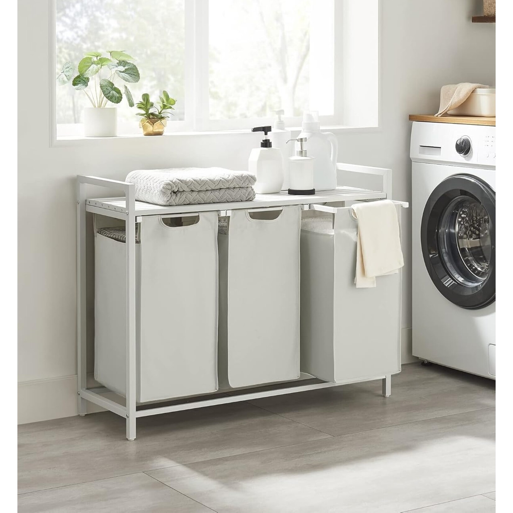 Parya Home Wasmand Met 3 Vakken, Uittrekbaar Wassorteerder, Afneembaar Waszak, 3 X 38L, 92,5 X 33 X 72 Cm, Wit