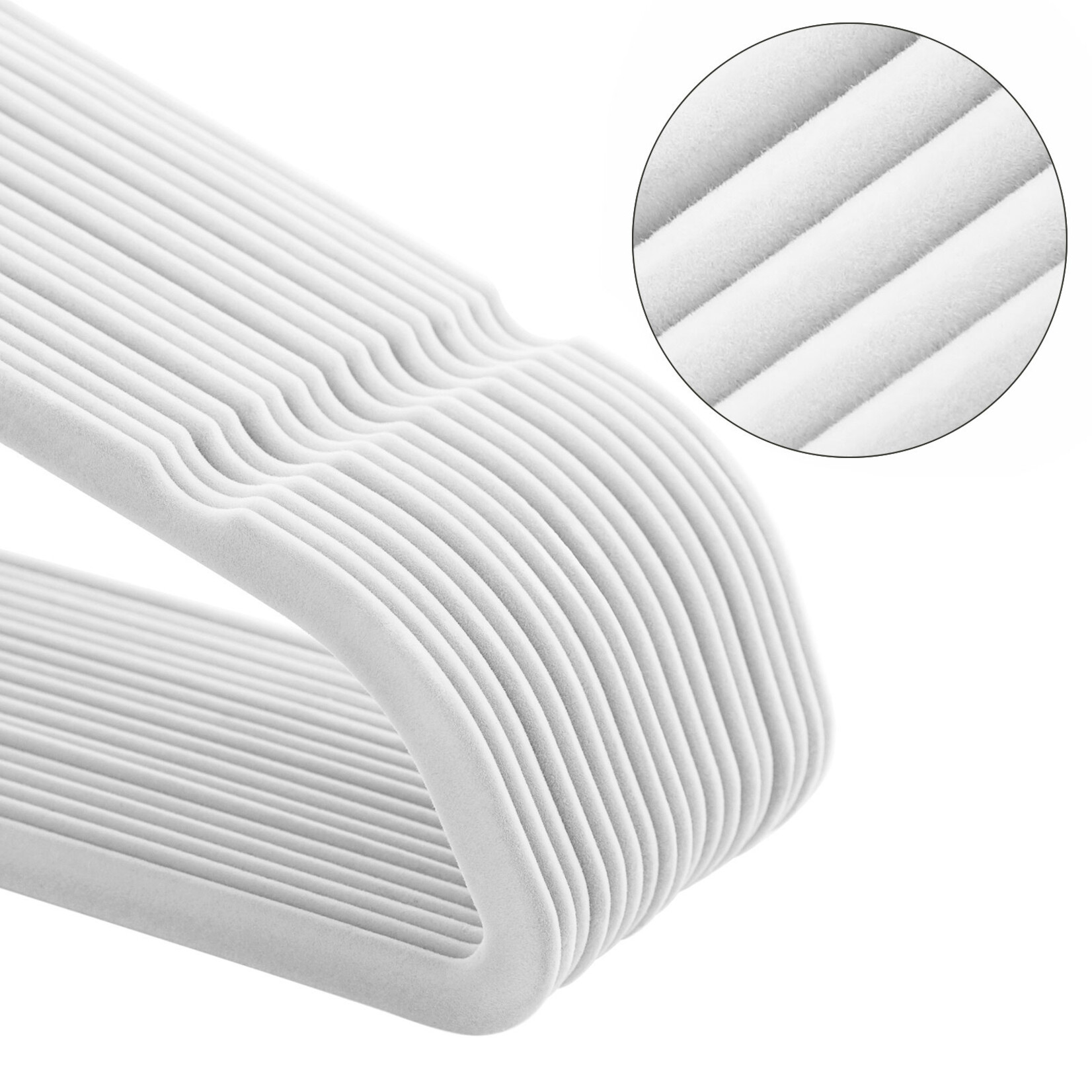 Kledinghangers - kleerhangers- 50 stuks - antislip - premium kwaliteit - duurzaam en dun - 0,5 cm dik - ruimtebesparend - sterk hoogwaardig kunststof - voor volwassenen - 41,5 cm breed - grijsÂ 
