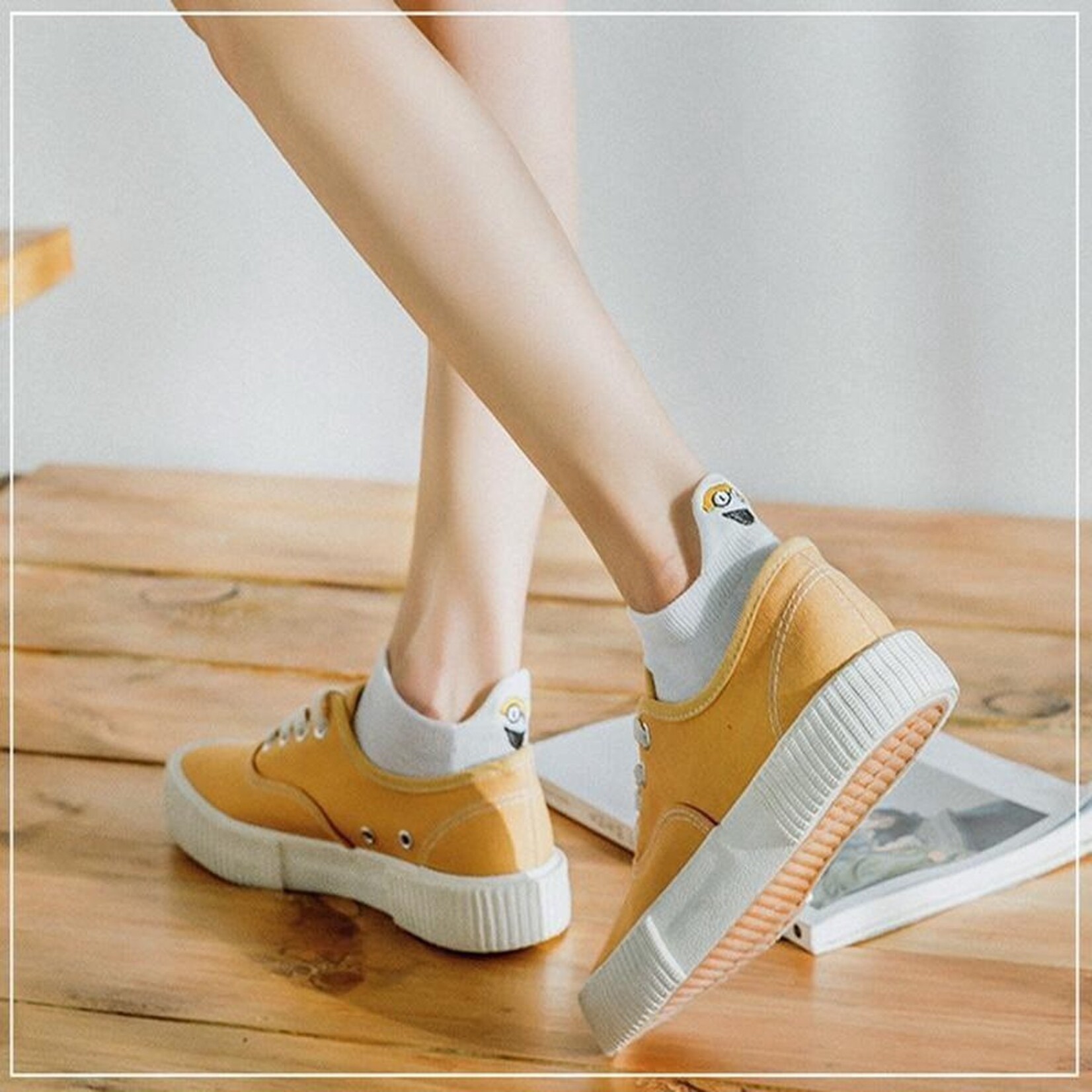 Parya Smiling Socks® 10-Pack - Fun Socks - Female/Male - Size 42-48 - Funny socks - Cotton - Gift for her - Non-slip socks - One size socks - Black