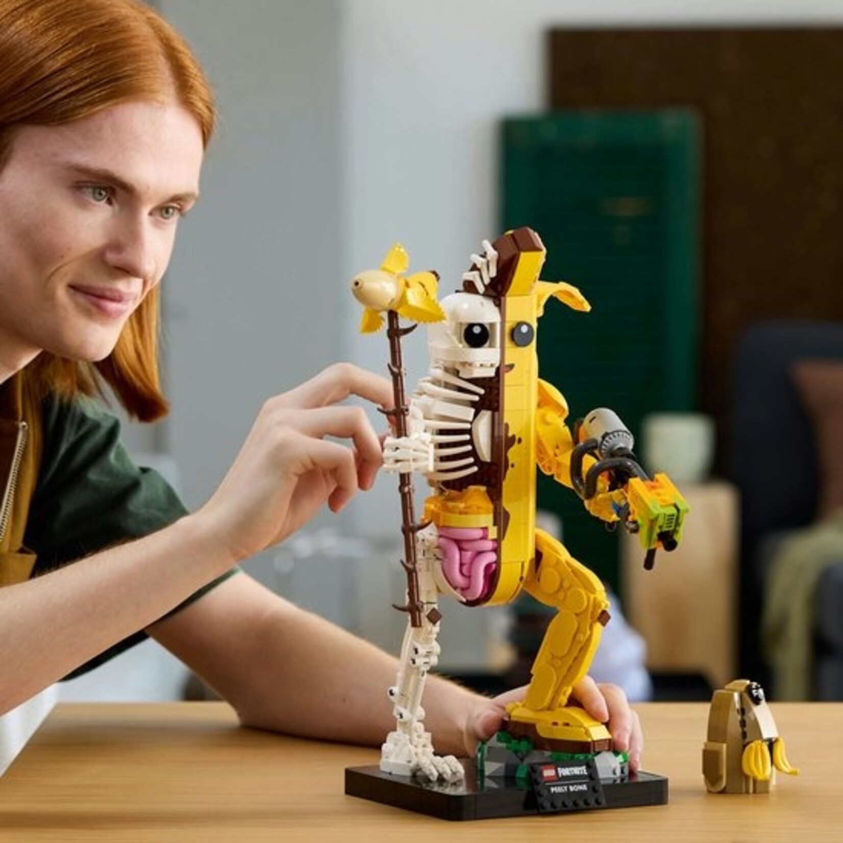 LEGO LEGO Fortnite Peely Bone figuur - 77072