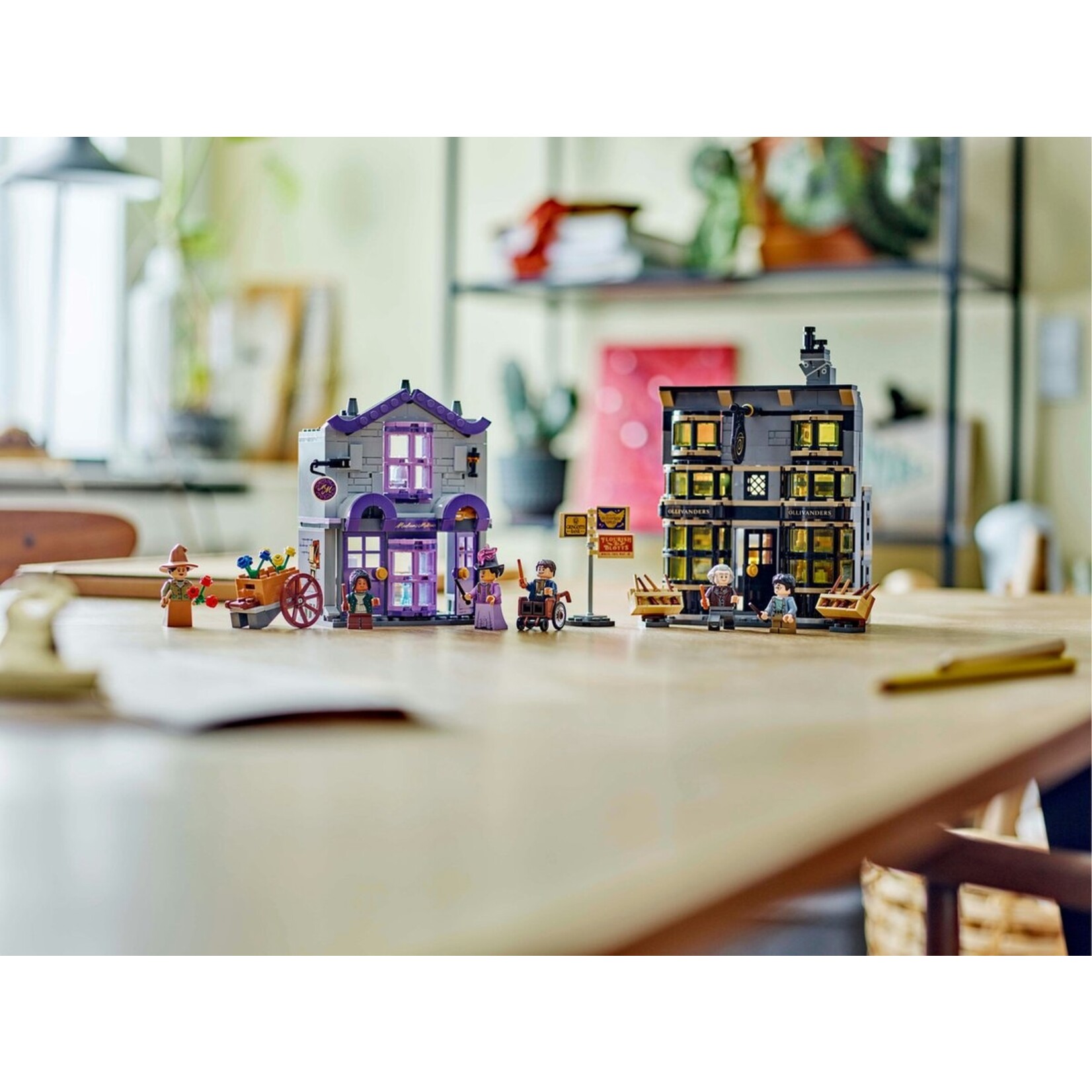 LEGO LEGO Harry Potter™ Olivanders™ & Madame Mallekins gewaden 76439